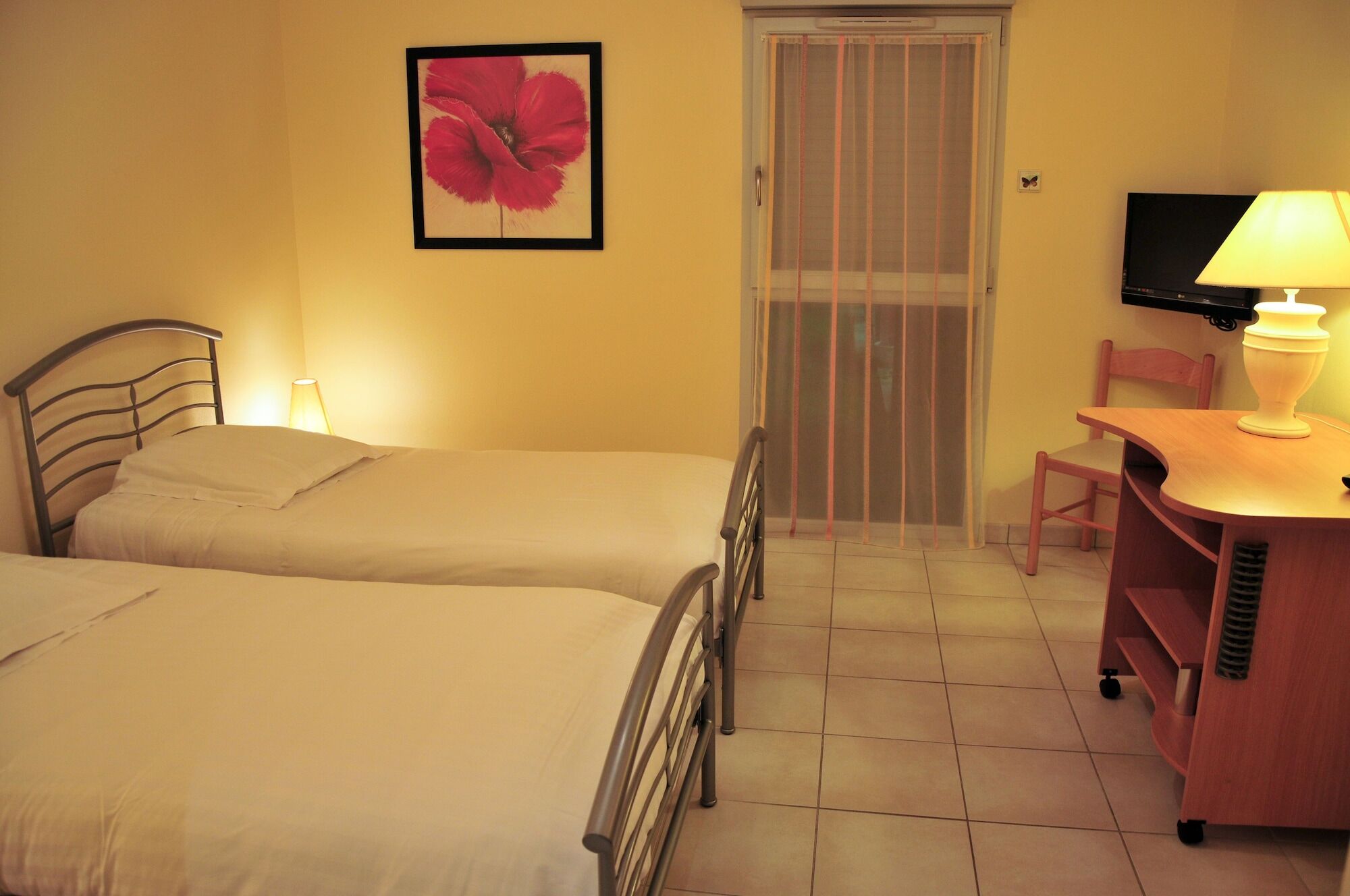 Hotel The Originals Pic Epeiche Montbazon Luaran gambar